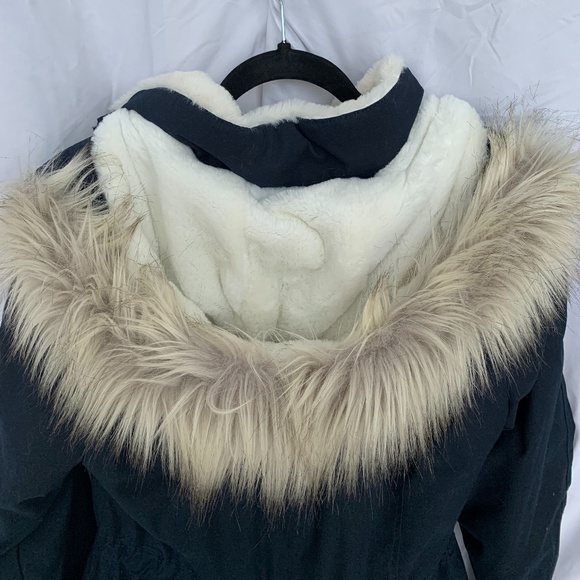 Hollister Winter Coat - Picture 3 of 4